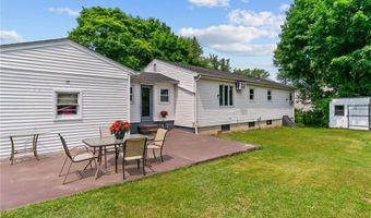 18 La Fazia Dr, Johnston, RI 02919