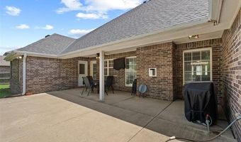 5812 Woodland Rd, Bartlesville, OK 74006