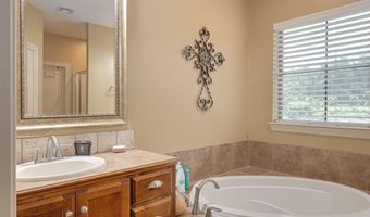 512 Park Ave, Abbeville, LA 70510