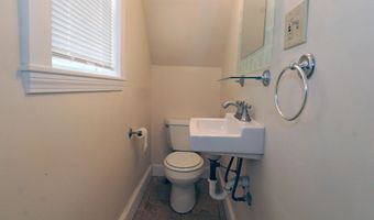 60 West St, Bangor, ME 04401