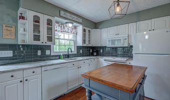 6092 N Martha Dr, Aurora, IN 47001
