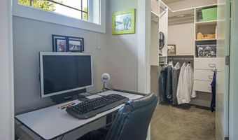 909 NW Delaware Ave, Bend, OR 97703