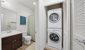 1020 Kakala St 1302, Kapolei, HI 96707