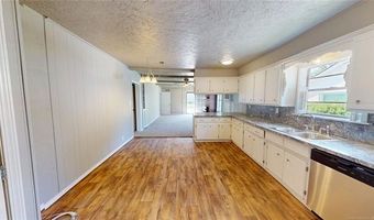1142 S Stockton St, Ada, OK 74820
