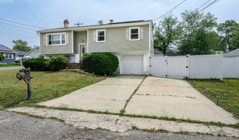 701 Beach Ave, Beachwood, NJ 08722