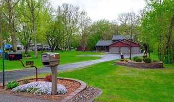 38177 Twin Oaks Dr, Avon, MN 56310