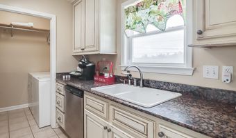 5076 Utah St, Bay St. Louis, MS 39520