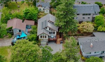 307 Hillcrest St, Ashland, OR 97520