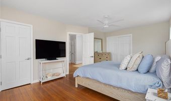 46 Esplanade, Middletown, RI 02842