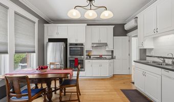 412 11th St NW, Albuquerque, NM 87102