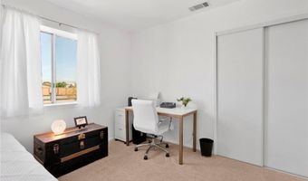 22672 El Centro Rd, Apple Valley, CA 92307