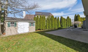 13 Forest View Dr, Bayville, NJ 08721