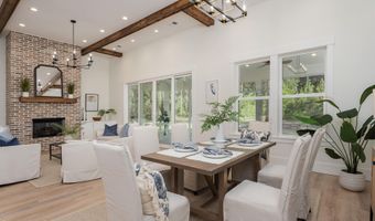 13 Woods Ln, Beaufort, SC 29907