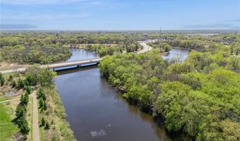 4212 Parkview Ln, Anoka, MN 55303