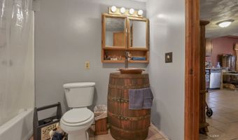 9806 Salem, Athens, OH 45701