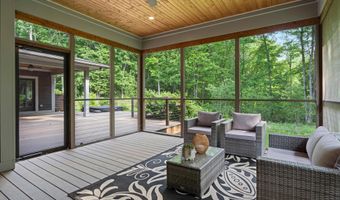 3867 Hawk Crest Rd, Ann Arbor, MI 48103