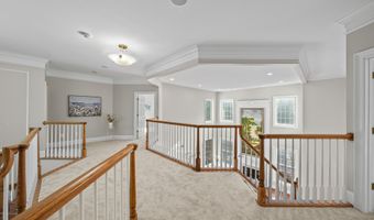 2086 Autumn Hill Dr, Ann Arbor, MI 48103