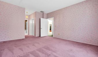 12 Wharfside Way, Bayville, NJ 08721