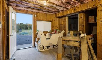365 W Wrentham Rd, Cumberland, RI 02864