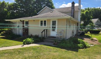 315 N Main St, Allegan, MI 49010
