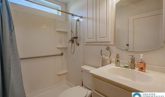 230 College Dr, Allentown, PA 18104
