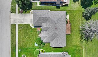 612 Edelweiss Dr, Antioch, IL 60002