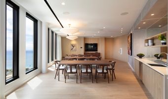 987 Queen St 701, Honolulu, HI 96814