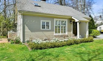 397 Gibbs Ave Ch, Newport, RI 02840