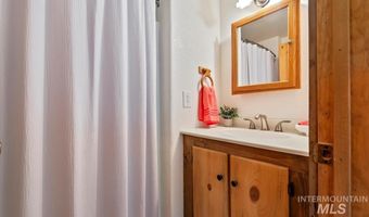 150 W Yuba Vista Dr, Atlanta, ID 83716