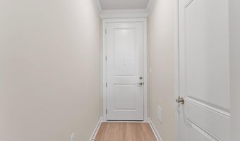 7249 MOUNTAINEER Dr, Alexandria, VA 22306