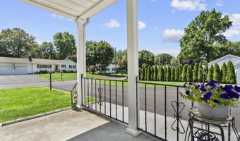 5 Greenfield Dr, Ansonia, CT 06401