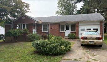 44 Valente Dr, Cranston, RI 02920