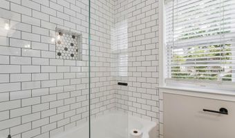 1109 N ILLINOIS St, Arlington, VA 22205