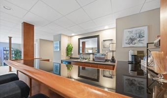 33 WATERTON Dr, Bear, DE 19701