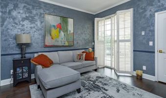 1110 W IVANHOE Blvd 9, Orlando, FL 32804