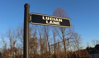 4 Lucian Ln, Culloden, WV 25510