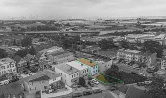 52 E 48TH St, Bayonne, NJ 07002