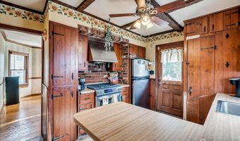 25 Homestead Ave, Avenel, NJ 07001