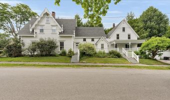 92 Cedar St, Belfast, ME 04915