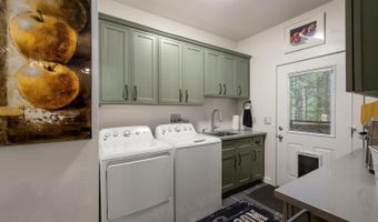 1641 Meadowview Rd, Arnold, CA 95223