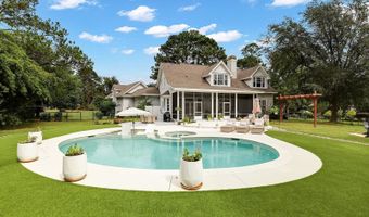 4 Hidden Lake Ct, Bluffton, SC 29910