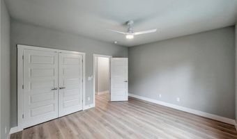 6 Duart Ln, Bella Vista, AR 72715