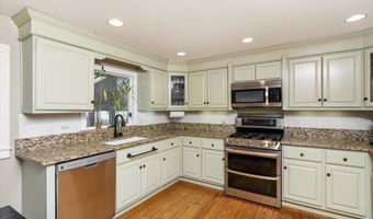 43 N Main St, Allentown, NJ 08501