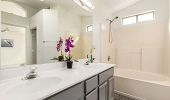 781 E ELGIN St, Chandler, AZ 85225