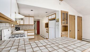 3992 Grandview Ave, Allegan, MI 49010