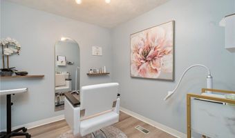 990 Main St 3, East Greenwich, RI 02818