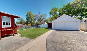 406 Giles Pl, Albert Lea, MN 56007