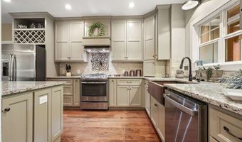 105 Shalea Ln, Ball Ground, GA 30107