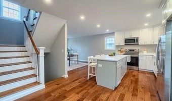 350 South Rd #2, Bedford, MA 01730