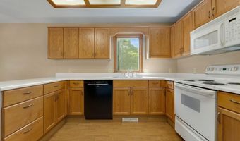 102 Peggy Ln, Avilla, IN 46710